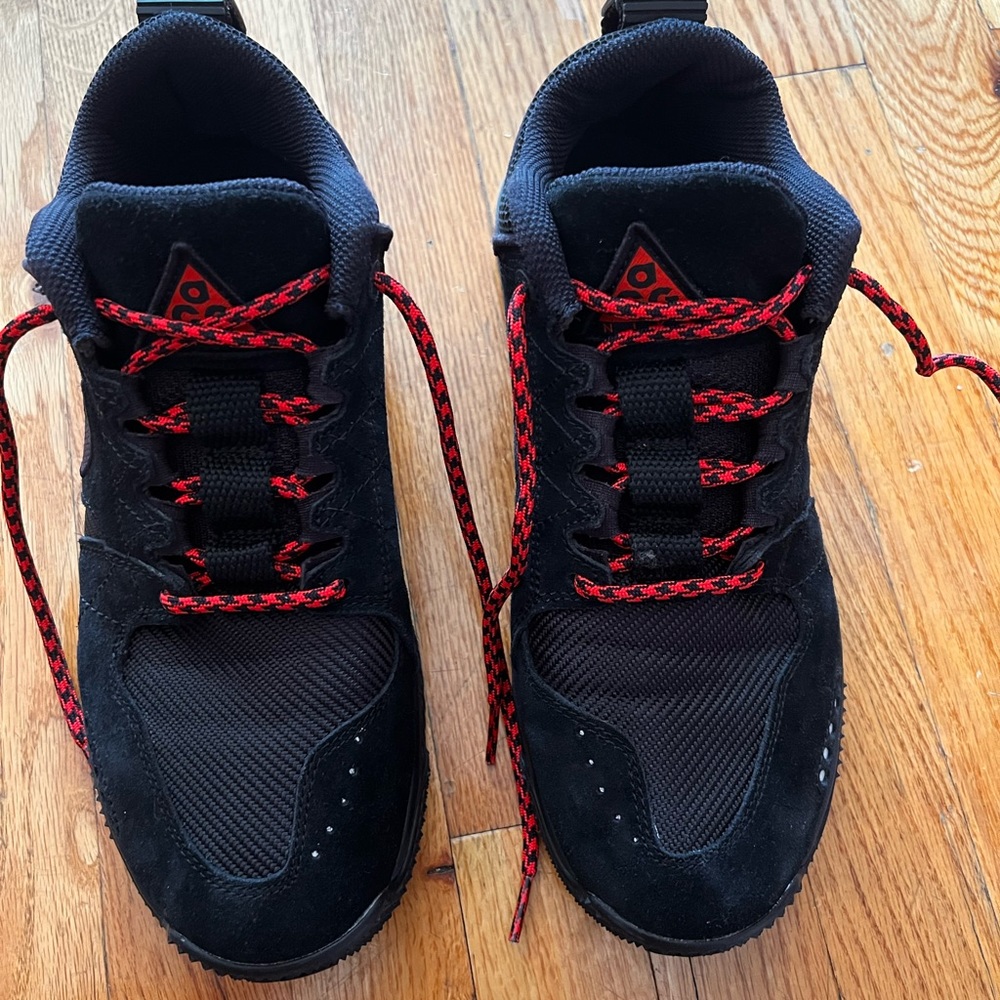 Nike ACG Black Shoes